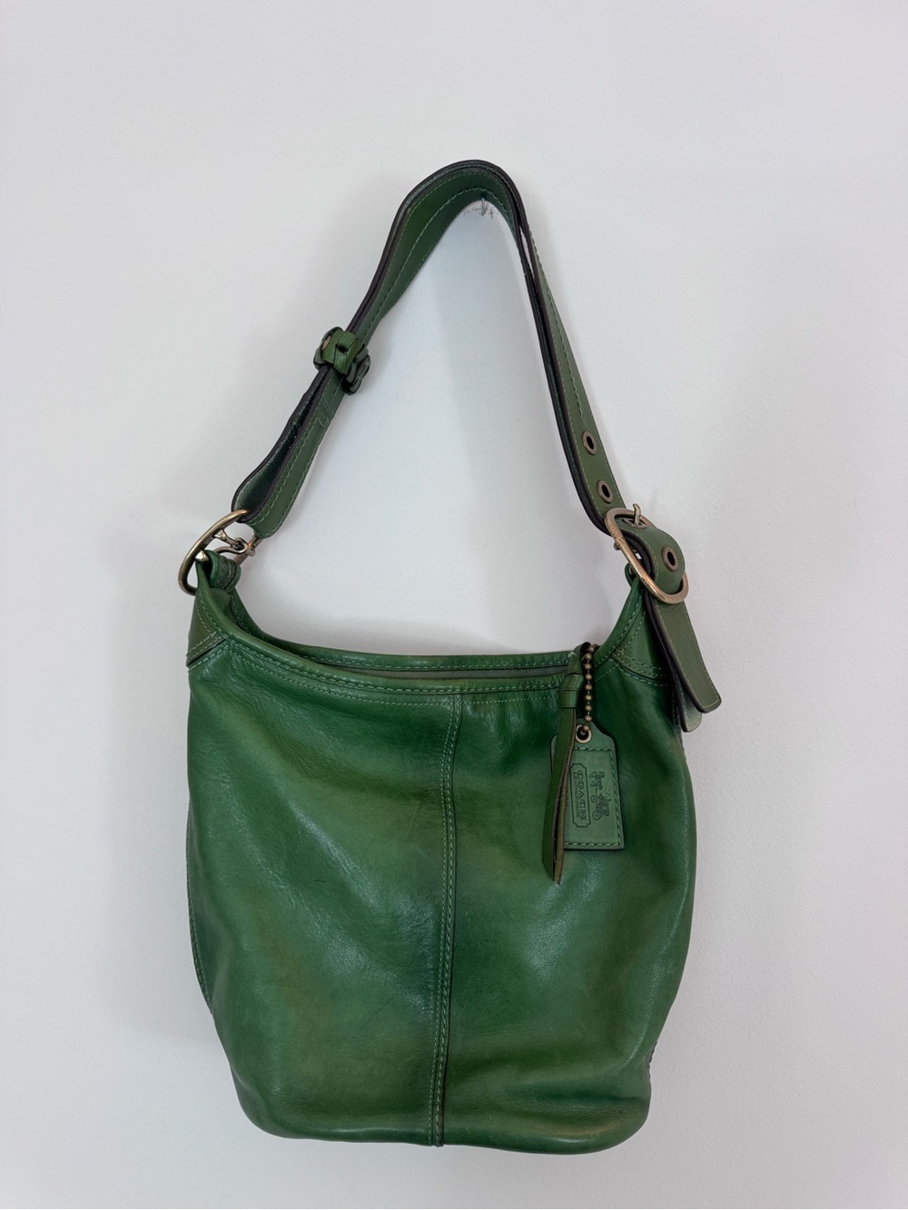 VTG COACH BLEEKER TATTERSALL BURNISHED Leather Bucket Bag in Apple Green #11422 - Picture 3 of 17